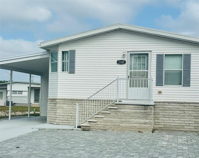 2305 Bay Dr in Bradenton, FL - Building Photo - Building Photo