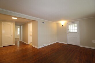 518 E 27th Ave in North Kansas City, MO - Building Photo - Building Photo