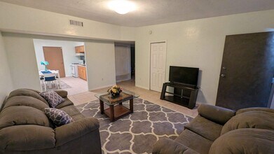 1330 E 10th St in Tucson, AZ - Building Photo - Building Photo