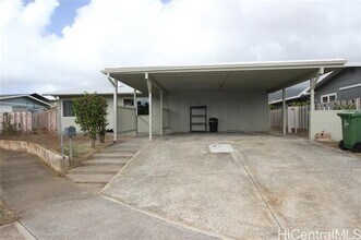 366 Waiopua Pl in Honolulu, HI - Building Photo - Building Photo