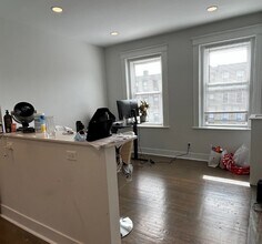 32 Queensberry St in Boston, MA - Building Photo - Building Photo