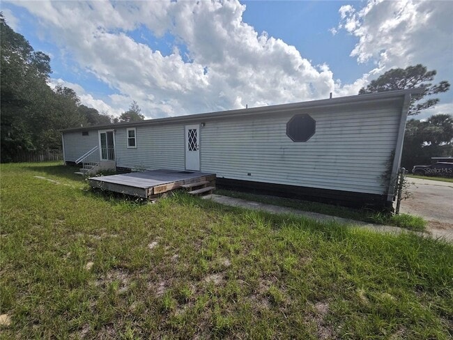 470 Hilltop Ct in DeLand, FL - Building Photo - Building Photo
