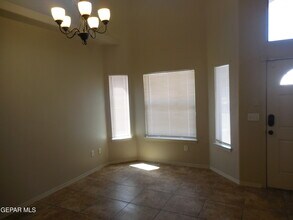 2812 Granite Rock Pl in El Paso, TX - Building Photo - Building Photo