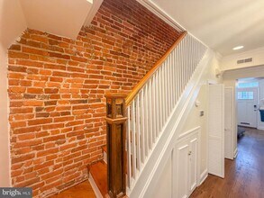 318 11th St SE in Washington, DC - Building Photo - Building Photo