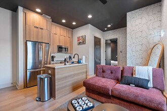 722 Mcferrin Ave in Nashville, TN - Building Photo - Building Photo