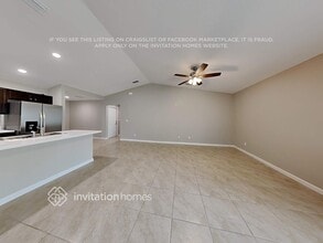 1659 SW Realty St in Port St. Lucie, FL - Foto de edificio - Building Photo