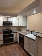 1319 W Hasket Cir in Nampa, ID - Foto de edificio - Building Photo