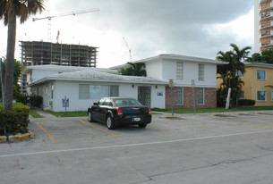 7937 West Dr in Miami Beach, FL - Building Photo