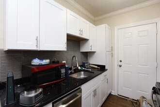 3815 N Greenview Ave in Chicago, IL - Building Photo - Building Photo