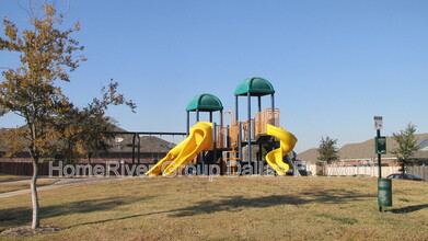 8217 MacGregor Dr in Arlington, TX - Building Photo - Building Photo