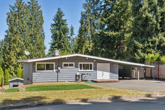 property at 15006 SE 45th Pl