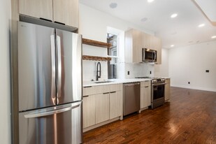 1613 N 33rd St, Unit B201 - 1613 N 33rd in Philadelphia, PA - Building Photo