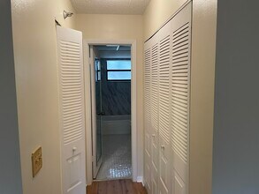 4760 Lucerne Lakes Blvd in Greenacres, FL - Building Photo - Building Photo