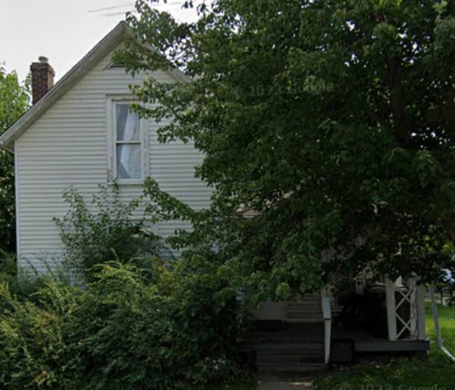 property at 303 N West Ave