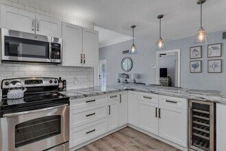 721 NE 15th Ave in Fort Lauderdale, FL - Building Photo - Building Photo