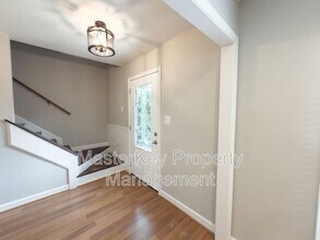 5236 Knightsbridge Way in Raleigh, NC - Building Photo - Building Photo