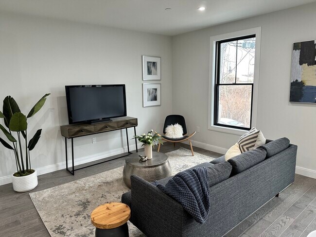 197 Condor St in Boston, MA - Building Photo - Building Photo