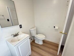8236 Crenshaw Blvd in Inglewood, CA - Building Photo - Building Photo
