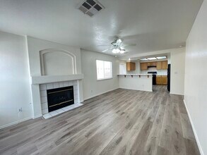 9225 Magic Flower Ave in Las Vegas, NV - Building Photo - Building Photo