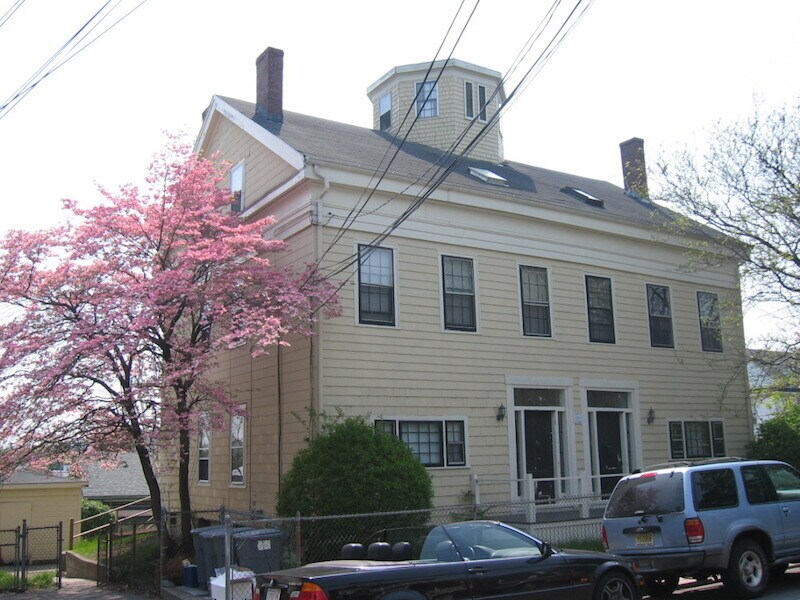 65 Atherton St, Unit 3 in Somerville, MA - Foto de edificio