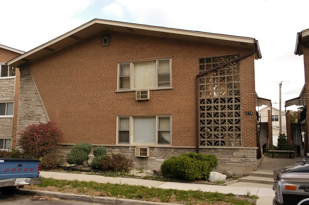 4119 Harlem Ave in Stickney, IL - Foto de edificio