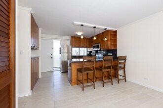 1617 Keeaumoku St, Unit 801 in Honolulu, HI - Building Photo - Building Photo
