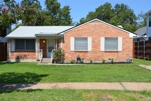 3879 Clover Ln in Dallas, TX - Building Photo