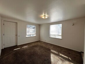 1604 S 5th Ave in Yakima, WA - Building Photo - Building Photo