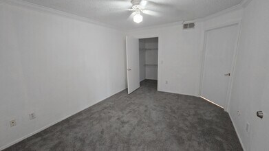 2200 Key W Ct in Kissimmee, FL - Foto de edificio - Building Photo