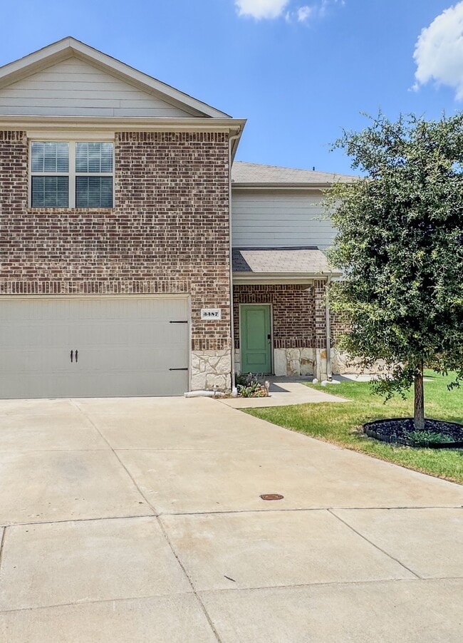 property at 3387 Everly Dr