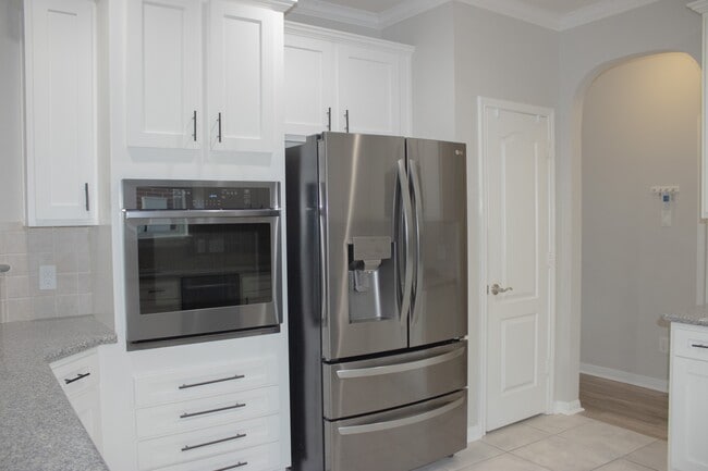 29607 Legends Green Dr