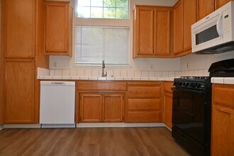 4312 Wheeler Ct in Elk Grove, CA - Building Photo - Building Photo