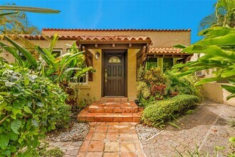 1514 Capri St in Coral Gables, FL - Building Photo - Building Photo