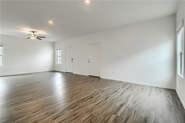 7213 Tonka Ln in Austin, TX - Building Photo - Building Photo