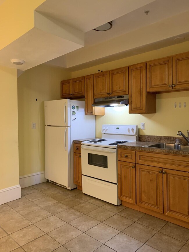 61 Park Dr, Unit 3 in Boston, MA - Building Photo - Building Photo