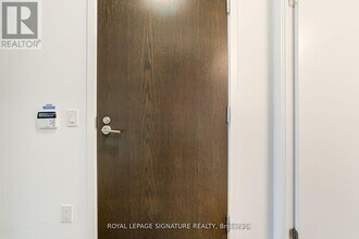 219 Dundas St E in Toronto, ON - Building Photo - Building Photo