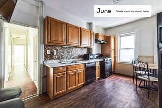 Private bedroom in 5 bed/1 bath Home in Boston, MA - Building Photo - Building Photo