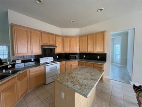 5934 Heathmoor Ln in Houston, TX - Building Photo - Building Photo