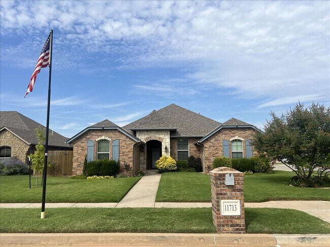 11713 SW 14th St in Yukon, OK - Building Photo - Building Photo