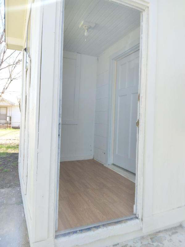 1304 NW Lincoln Ave in Lawton, OK - Foto de edificio - Building Photo