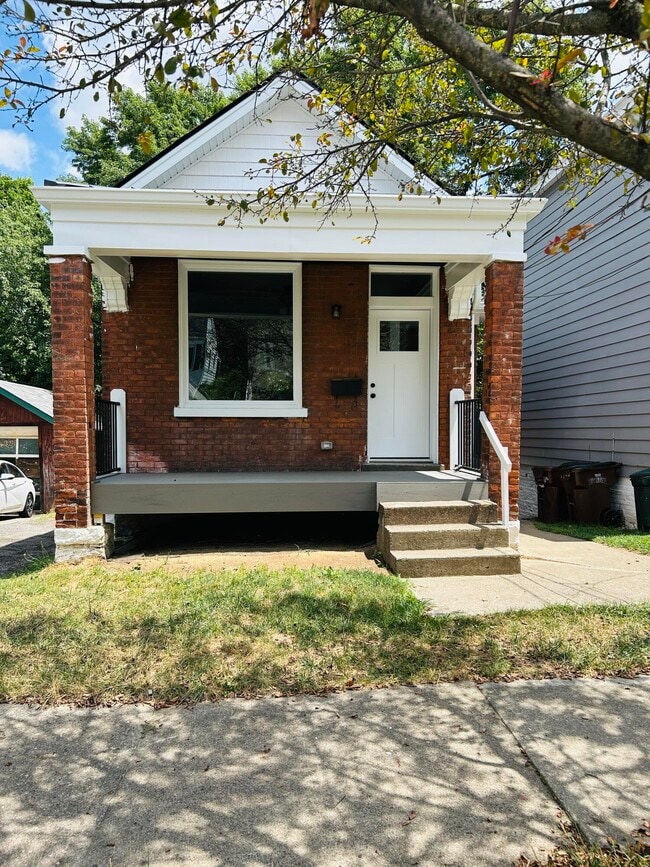 property at 1702 Jefferson Ave