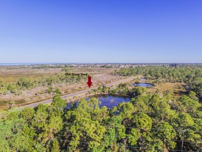 7 Unit Complex- 7228 & 7300 New York Ave in Hudson, FL - Building Photo - Other