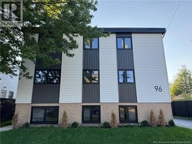 96 Purdy Ave in Moncton, NB - Building Photo