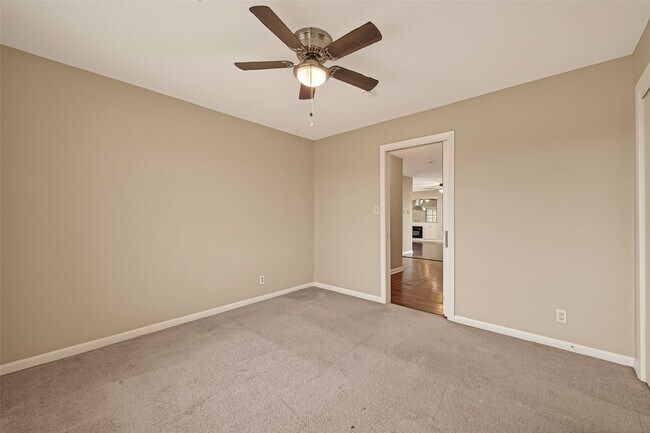 property at 10645 Oak Brook Dr