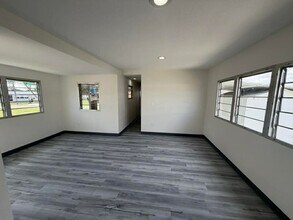 102 Amber Ave in North Fort Myers, FL - Building Photo - Building Photo