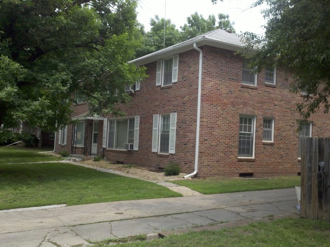 1940 S Cotner Blvd in Lincoln, NE - Foto de edificio - Building Photo