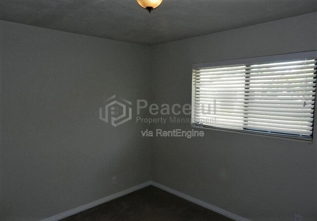 2009 W Celia Way in Layton, UT - Building Photo - Building Photo