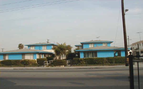 11114-11116 1/2 S Inglewood Ave in Inglewood, CA - Foto de edificio