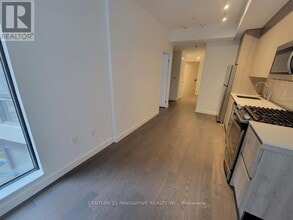 2A Church St in Toronto, ON - Building Photo - Building Photo