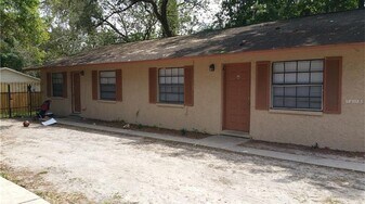 9415 n 13th st, Unit A in Tampa, FL - Building Photo